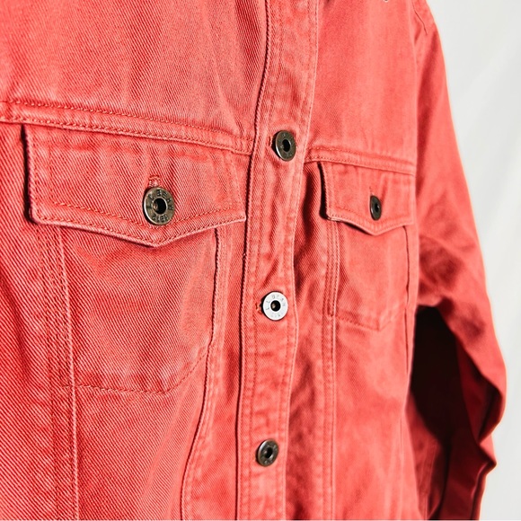 LL Bean Denim Pink /Salmon Floral Lined Jean Jacket - Picture 6 of 15